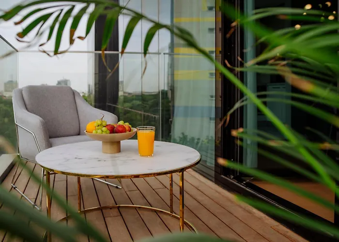 One Mircea Eliade Apartments With City & Park Views Bucureşti